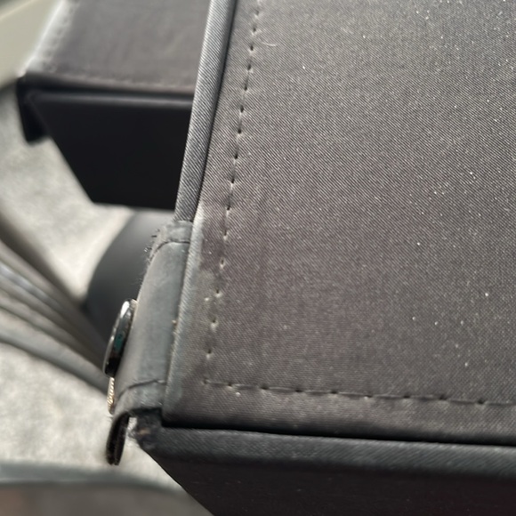 Sunglasses organizer, 18 slots display case - Picture 5 of 6